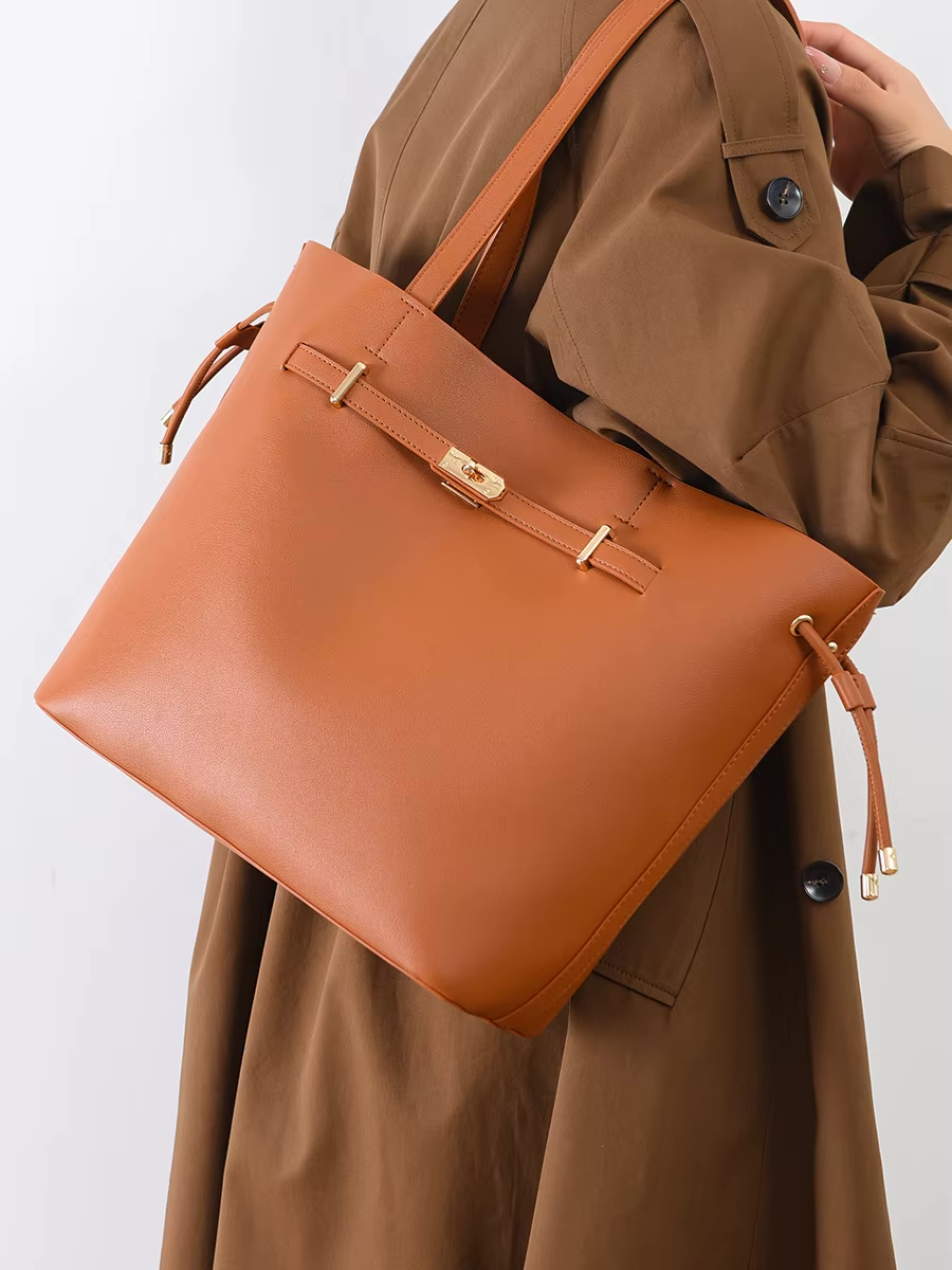 The Cintra Bucket Icon Tote
